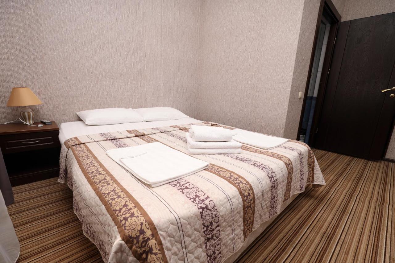 Hotel Capri Suchumi Zewnętrze zdjęcie